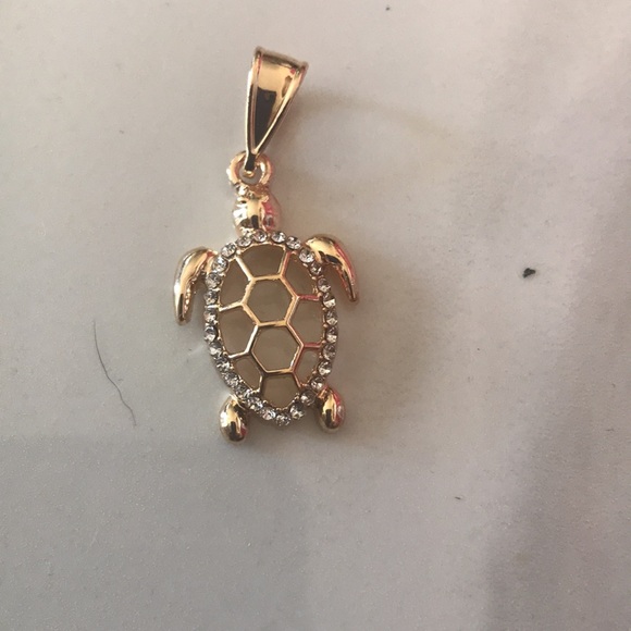 Gold plated turtle Charm with rhinestone with Necklace - Picture 3 of 7